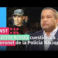 Héctor Acosta cuestiona a coronel de la Policía Nacional