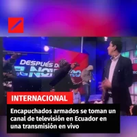 Encapuchados armados se toman un canal de televisión en Ecuador en una transmisión en vivo