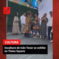 Escultura de Iván Tovar se exhibe en Times Square