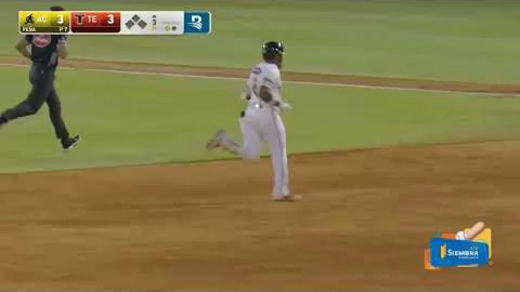 LIDOM highlights: Poderoso cuadrangular de Eguy Rosario