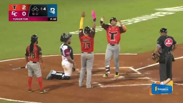 LIDOM highlights: Brito conecta su primer cuadrangular de la temporada