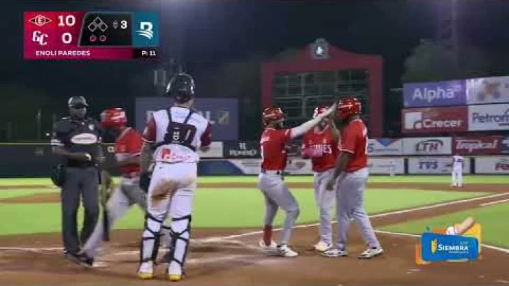 LIDOM highlights: Otra bomba de Jonathan Guzmán LIDOM highlights: Otra bomba de Jonathan Guzmán