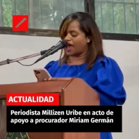 Periodista Millizen Uribe en acto de apoyo a procurador Miriam Germán