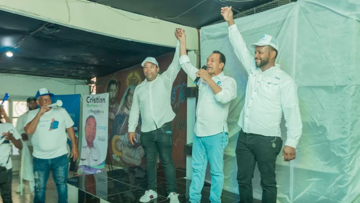 Militantes de País Posible lanzan precandidaturas a regidores por SDN