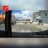 Una explosión tiene lugar en las proximidades del puerto en Deringe, Turquía
