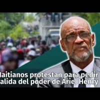 Haitianos protestan para pedir salida del poder de Ariel Henry