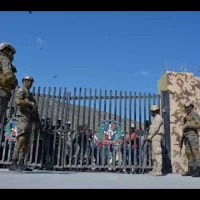 Haití mantuvo cerrada la frontera, lo que impidió el intercambio comercial este lunes