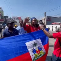 Haitianos se manifiestan contra el Consejo Presidencial que sustituirá a Ariel Henry