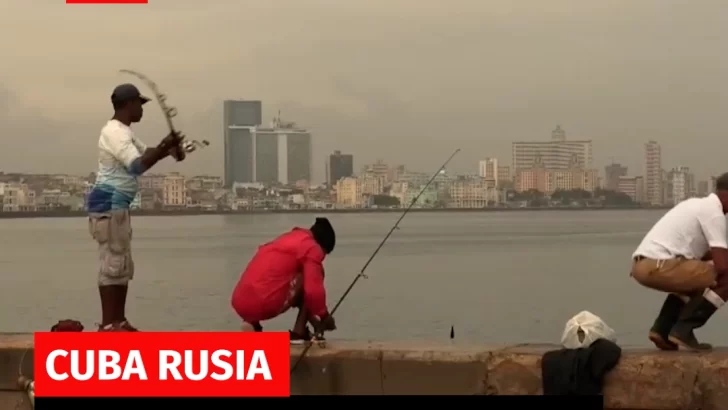Residentes rusos, curiosos y un indignado así llegó la flota militar de Rusia a La Habana