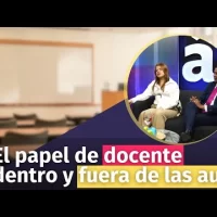 El papel de docente dentro y fuera de las aulas