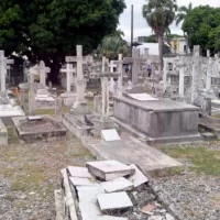 Cementerio de la Avenida Independencia conmemora 200 años con un legado histórico y un futuro incierto