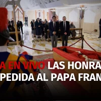 EN VIVO: Miles de fieles despiden al papa Francisco en la Basílica de San Pedro