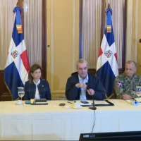 Gobierno llama a labores y clases en las provincias donde no hay Alerta Roja tras el paso del Huracán Melissa