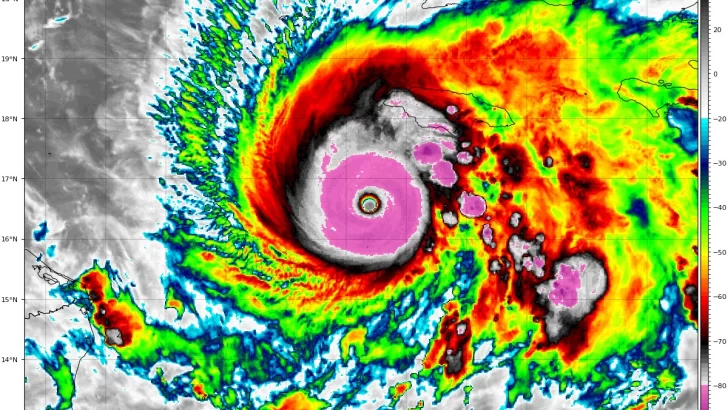 Huracán Melissa aun estando lejos de Republica Dominicana, mantiene condiciones lluviosas, especialmente hacia el interior también una sensación termina alta ligada con mucha humedad Huracán Melissa aun estando lejos de Republica Dominicana, mantiene condiciones lluviosas, especialmente hacia el interior también una sensación termina alta ligada con mucha humedad