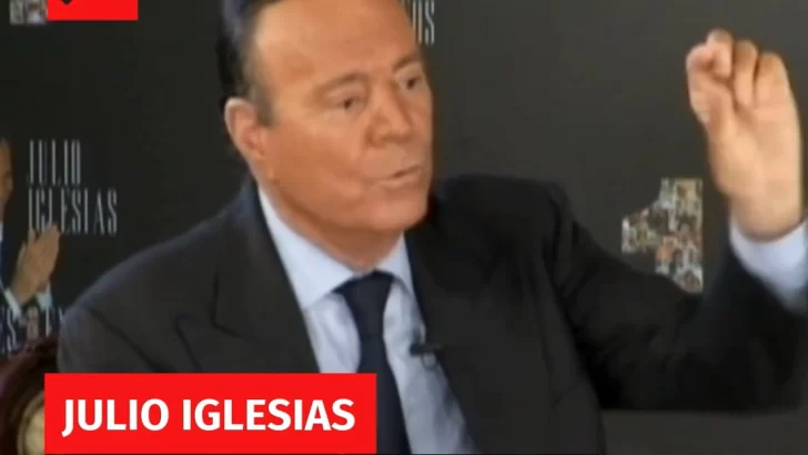 Julio Iglesias niega las acusaciones de abuso sexual
