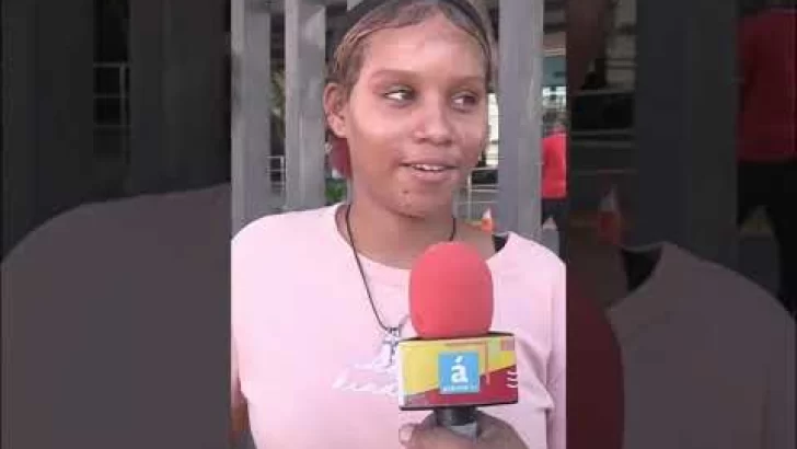 ¡Néstor Piron Sale a la Calle! ¿Qué Piensa la Gente de Santiago? ¡Néstor Piron Sale a la Calle! ¿Qué Piensa la Gente de Santiago?