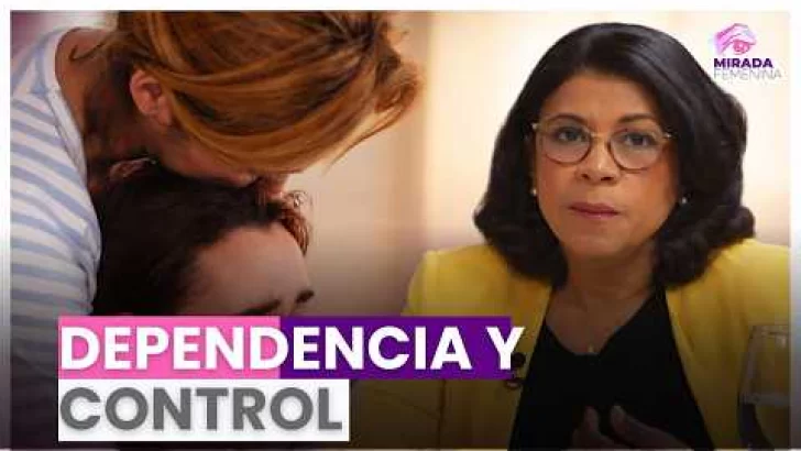 Itania María advierte que el amor sin conciencia emocional puede derivar en dependencia y control