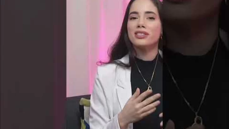 Amara La Negra: ¡Amor, Moda y Estilo Inolvidable en Amarillo! #shorts