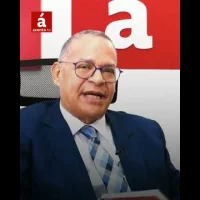 El Espejo y las 31 Puertas: Descubre Ariosto Antonio de Mesa #shorts