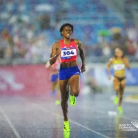 Marileidy Paulino gana el oro en los 400 metros con 48.94 y dedica la victoria al pueblo dominicano